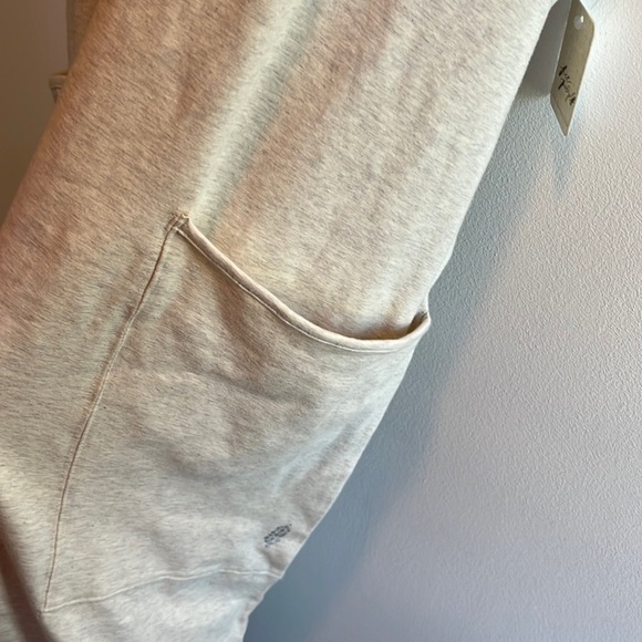 Free People Hot Shot Onesie Size Large NWT - Picture 11 of 14